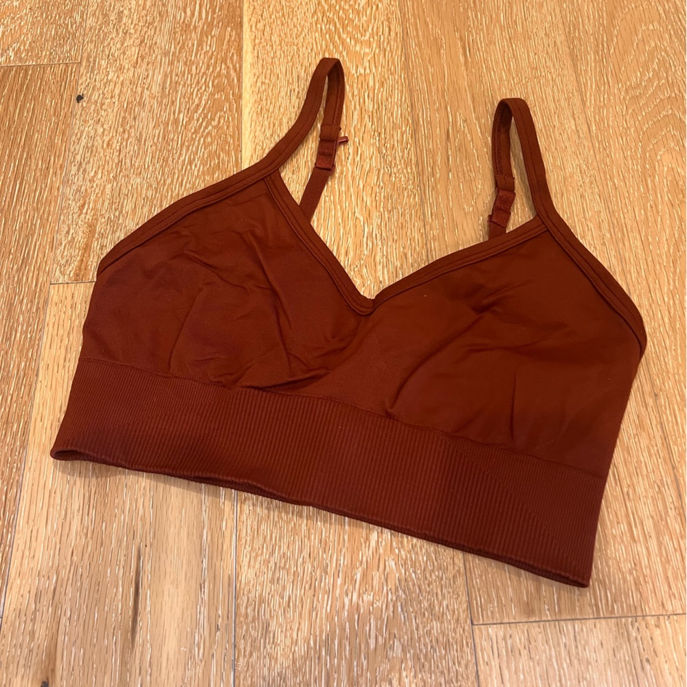 lululemon Ebb to Street Bra, size 6, terracotta